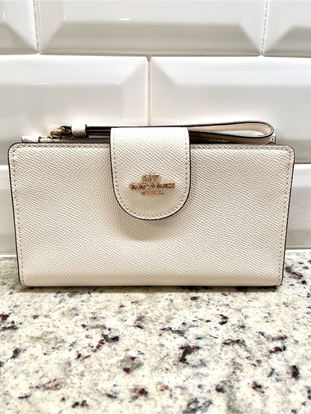 Coach Signature Tech Wallet NWOT